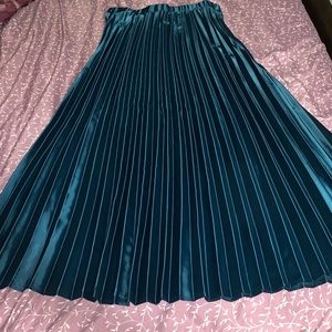 Pleated Skirt